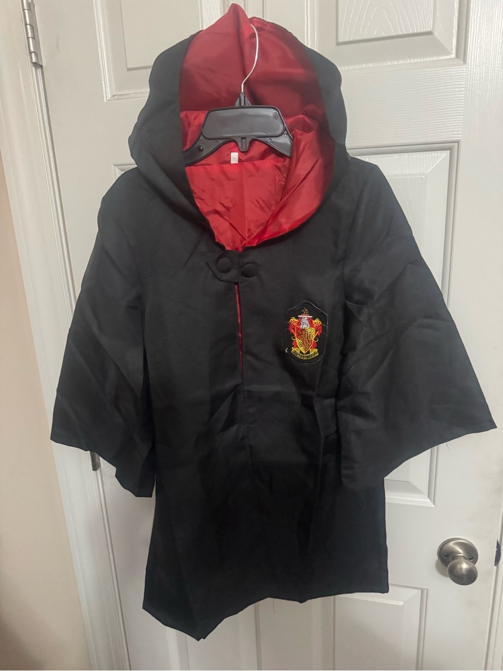 New Harry Potter Gryffindor Costume 5 Pc-Robe, Tie, Scarf, Glasses, Wand Child M